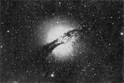 Фиг.10. Галактика NGC5128, образующая видимое ядро Центавра А.
