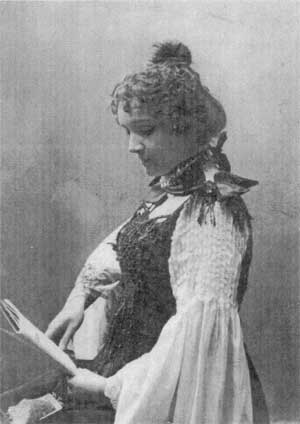 Перая жена отца В.И.Яздовского Анна Яздовская (1908 г.)
